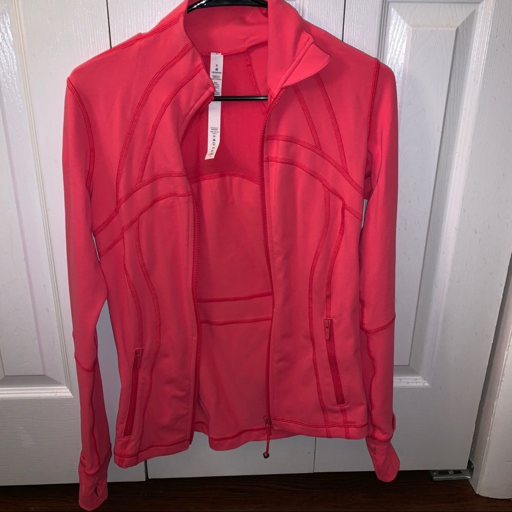 NWOT LULULEMON DEFINE JACKET